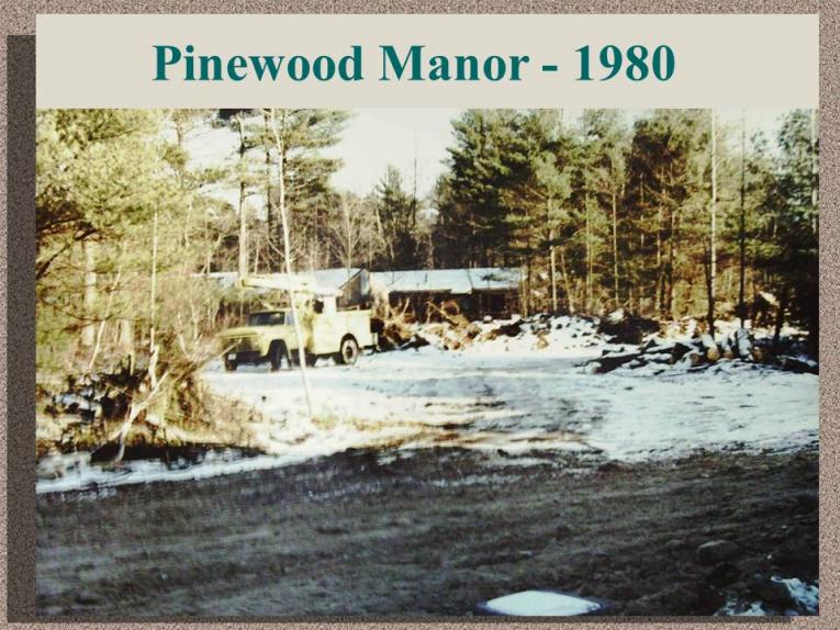 Pinewood Manor - 1980